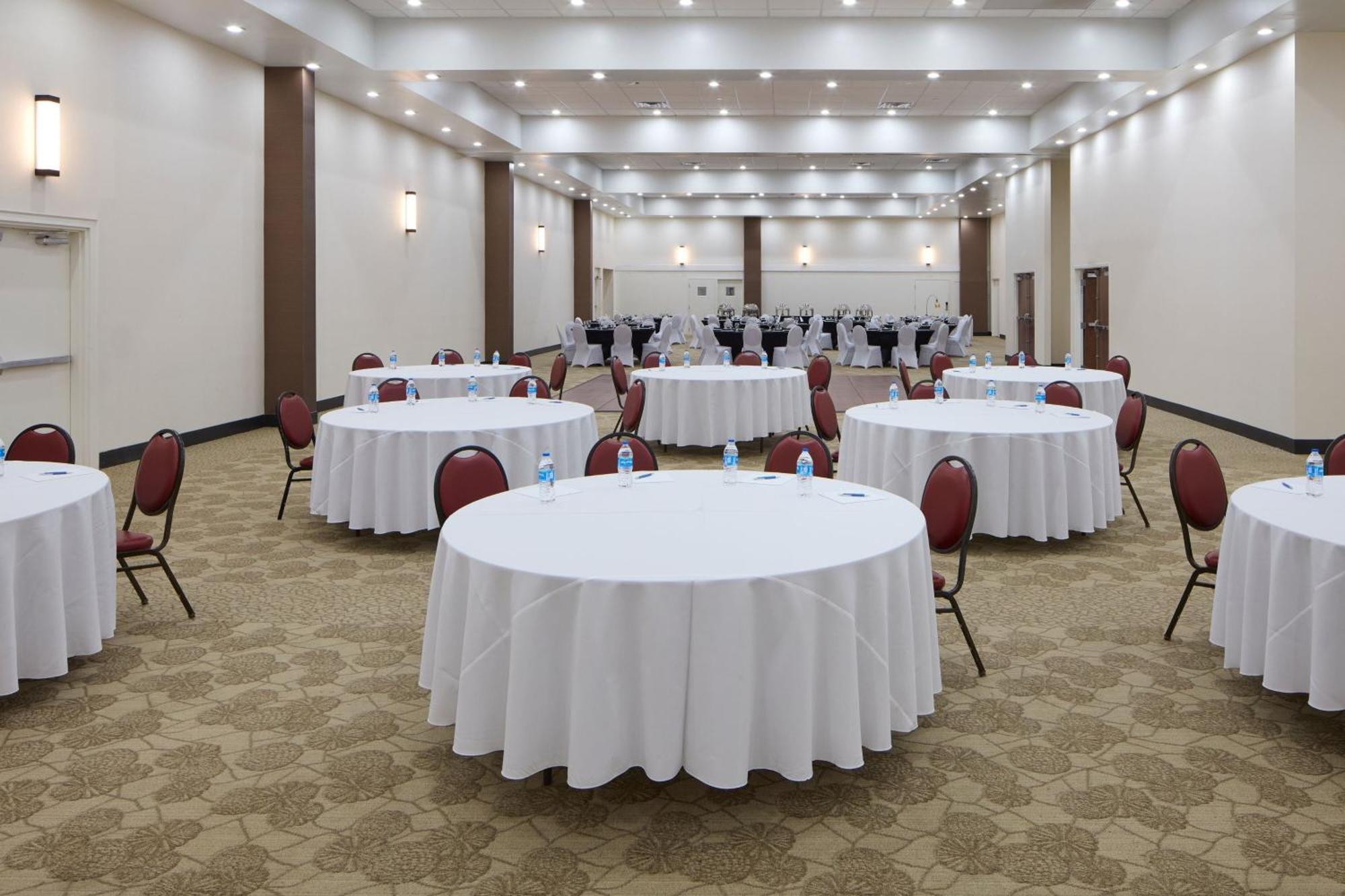 Four Points By Sheraton Virginia Beach Oceanfront Exterior photo
