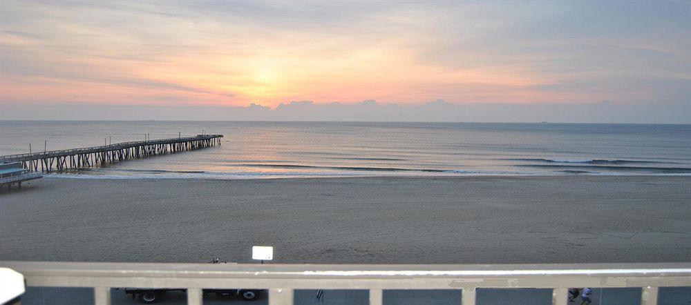 Four Points By Sheraton Virginia Beach Oceanfront Exterior photo